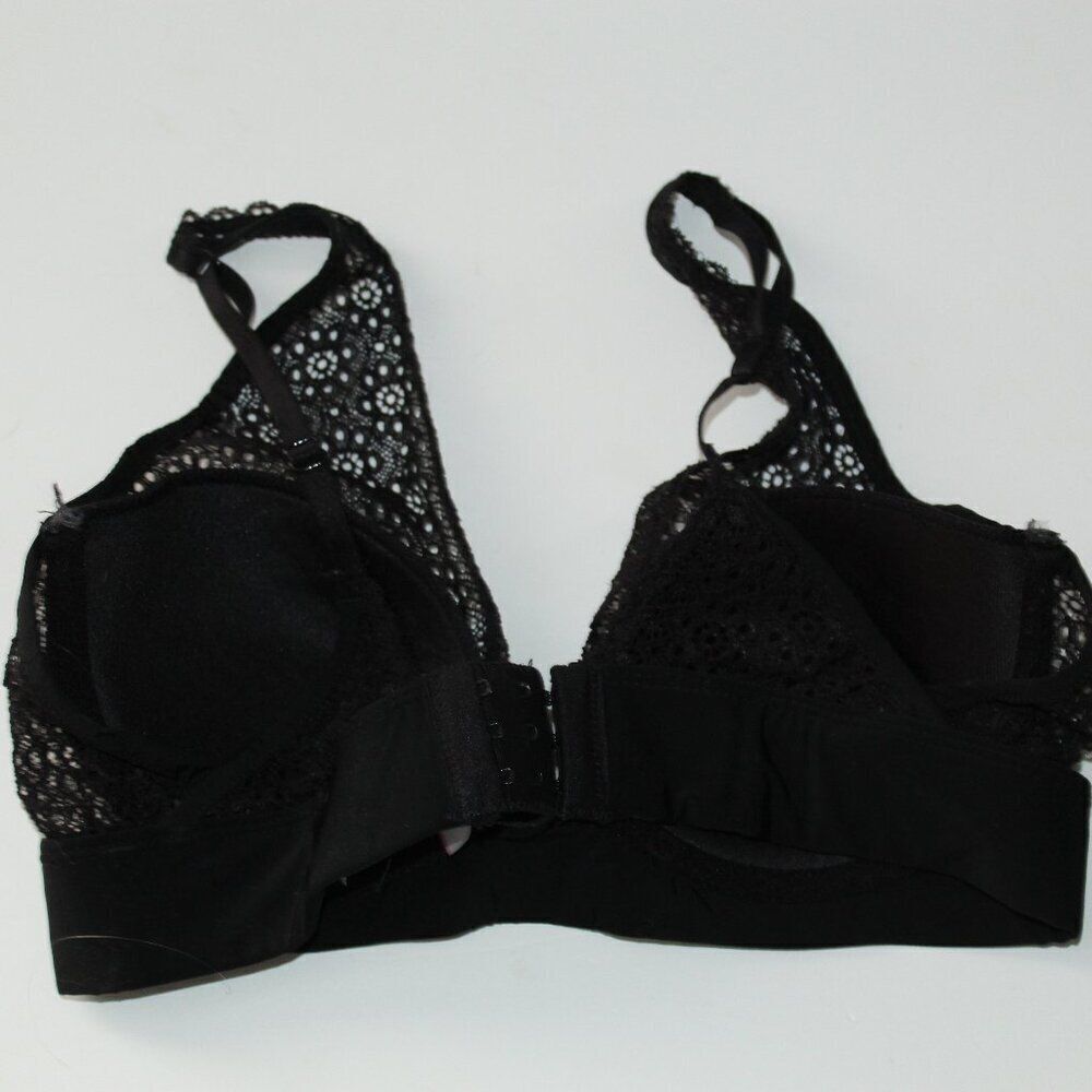 Set of 2 No Boundaries Lace Overlay Bras Size 34B - Picture 4 of 10